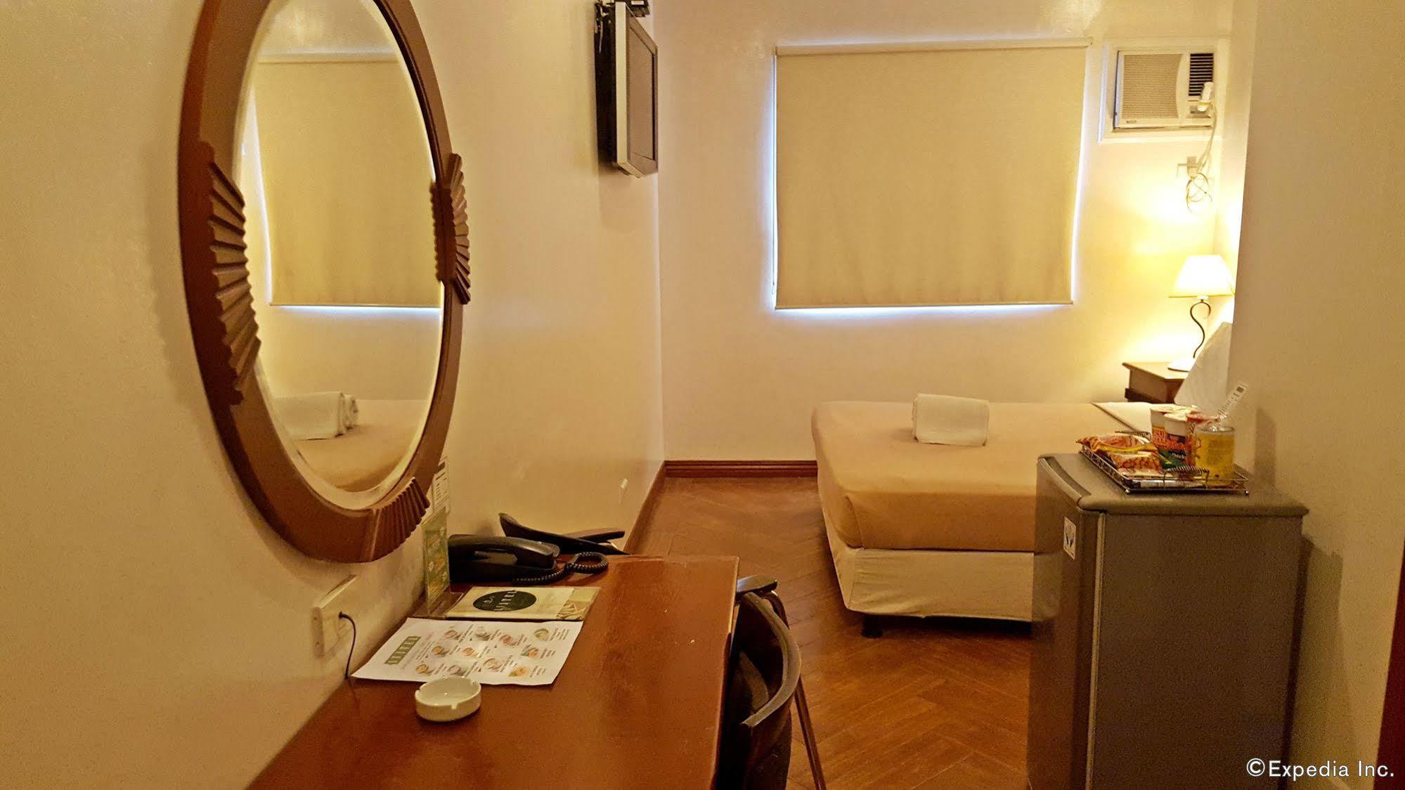 Avitel Hotel ماكاتي المظهر الخارجي الصورة